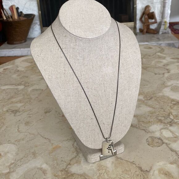 925 Sterling Silver Handcrafted Double Sided Abstract Pendant Necklace - Picture 4 of 9